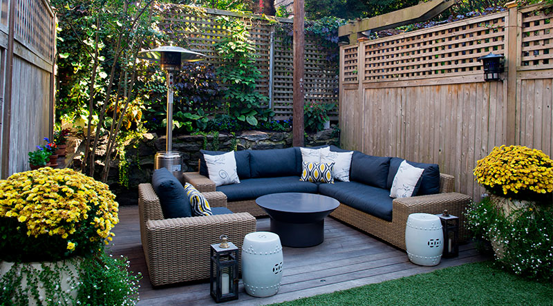 5 Ways To Make Your Outdoor Space POP This Spring!