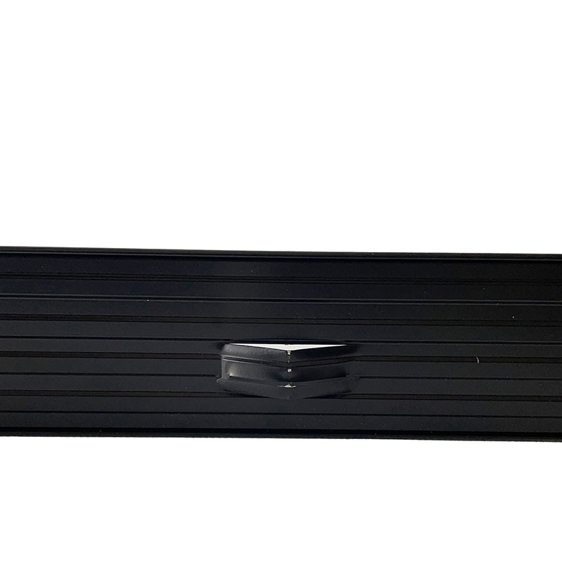 Euroline Slide &ndash; Black Aluminum Garden Edging